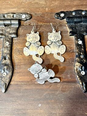 Cat Earrings and Ring Set in Silver-Tone